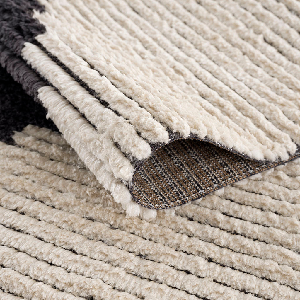 RAINLEX Modern Non-Shedding Area Rug in Black & Ivory
