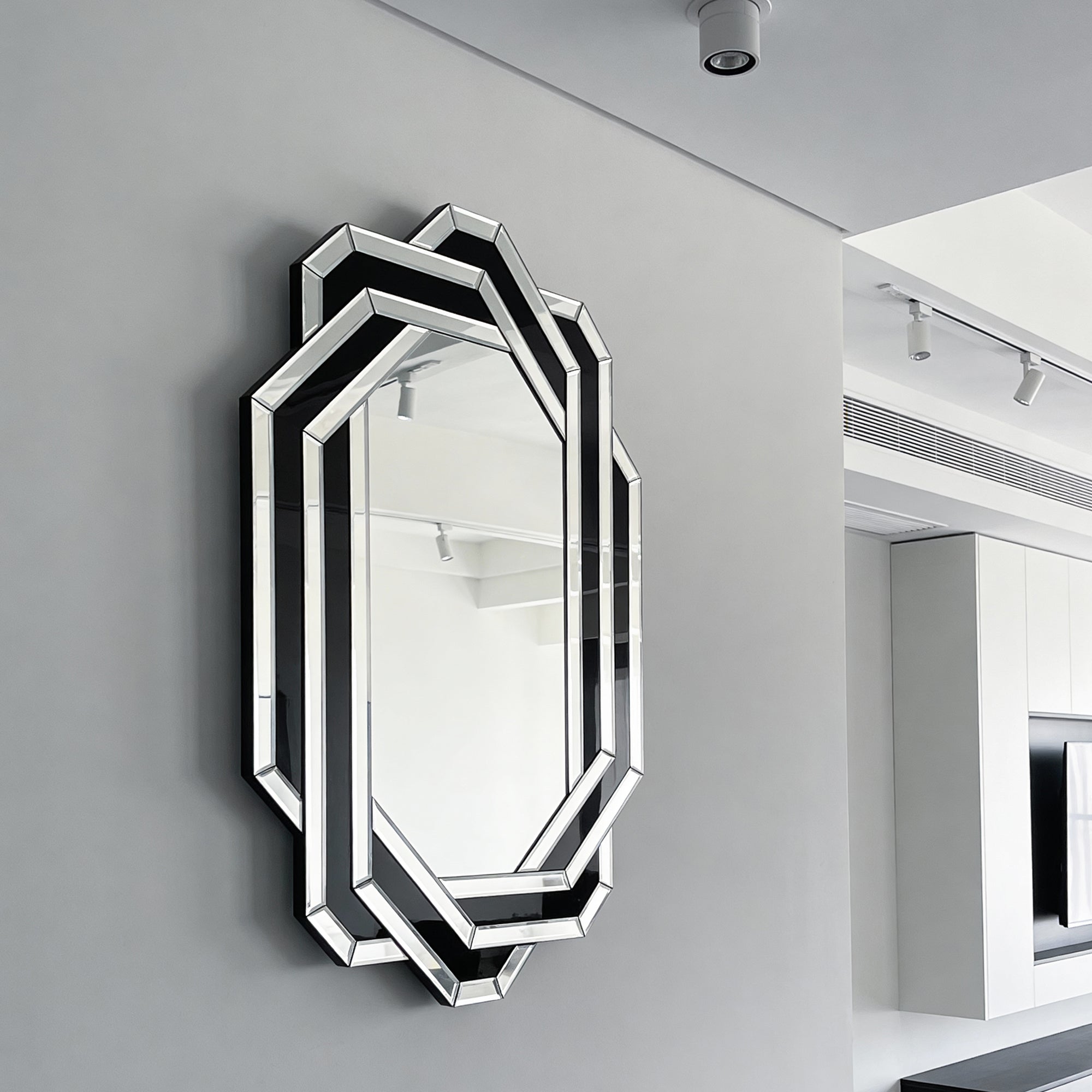 23.62 in. x 35.43 in. Modern Crystal Crush Diamond Wall Mirror, Luxury Geometric MDF & Mirrored Glass Vanity Mirror for Bathroom, Living Room & Entryway