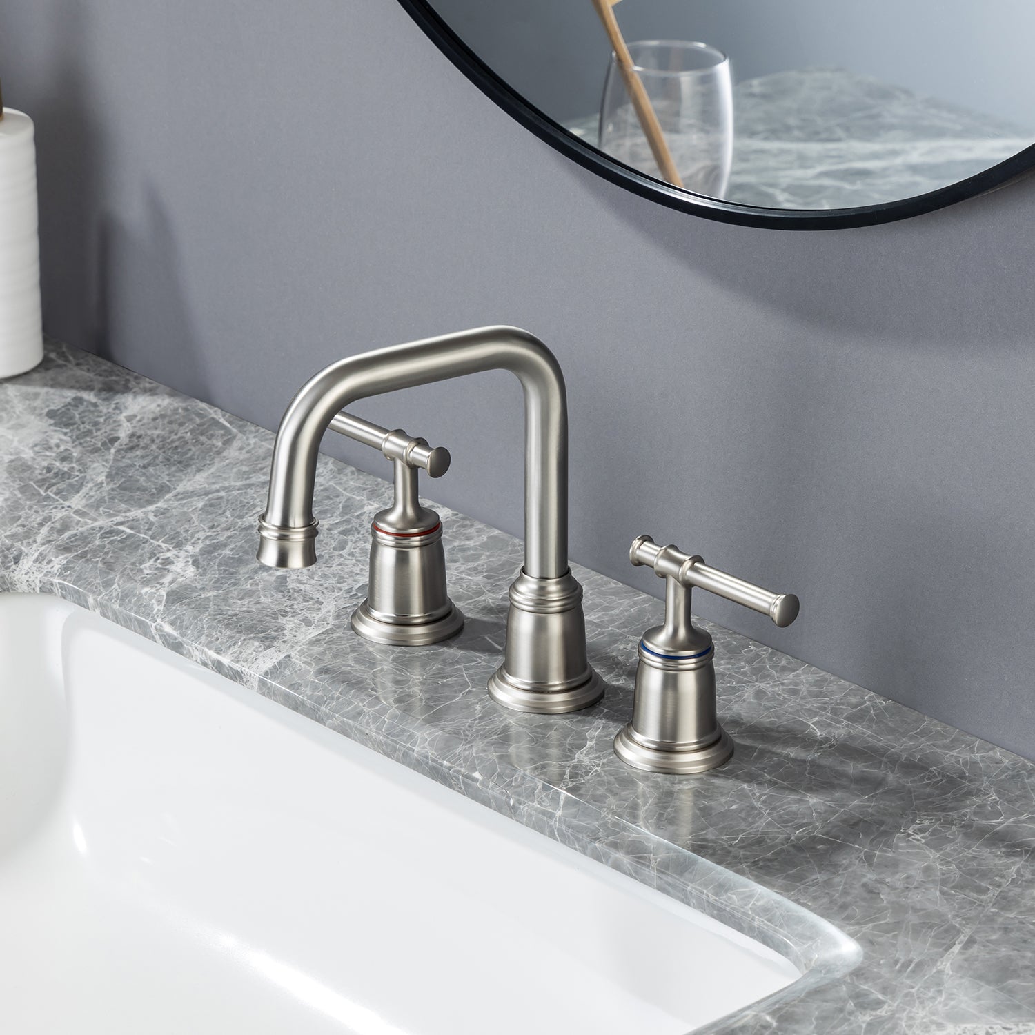 Widespread Faucet 2-handle Bathroom Faucet