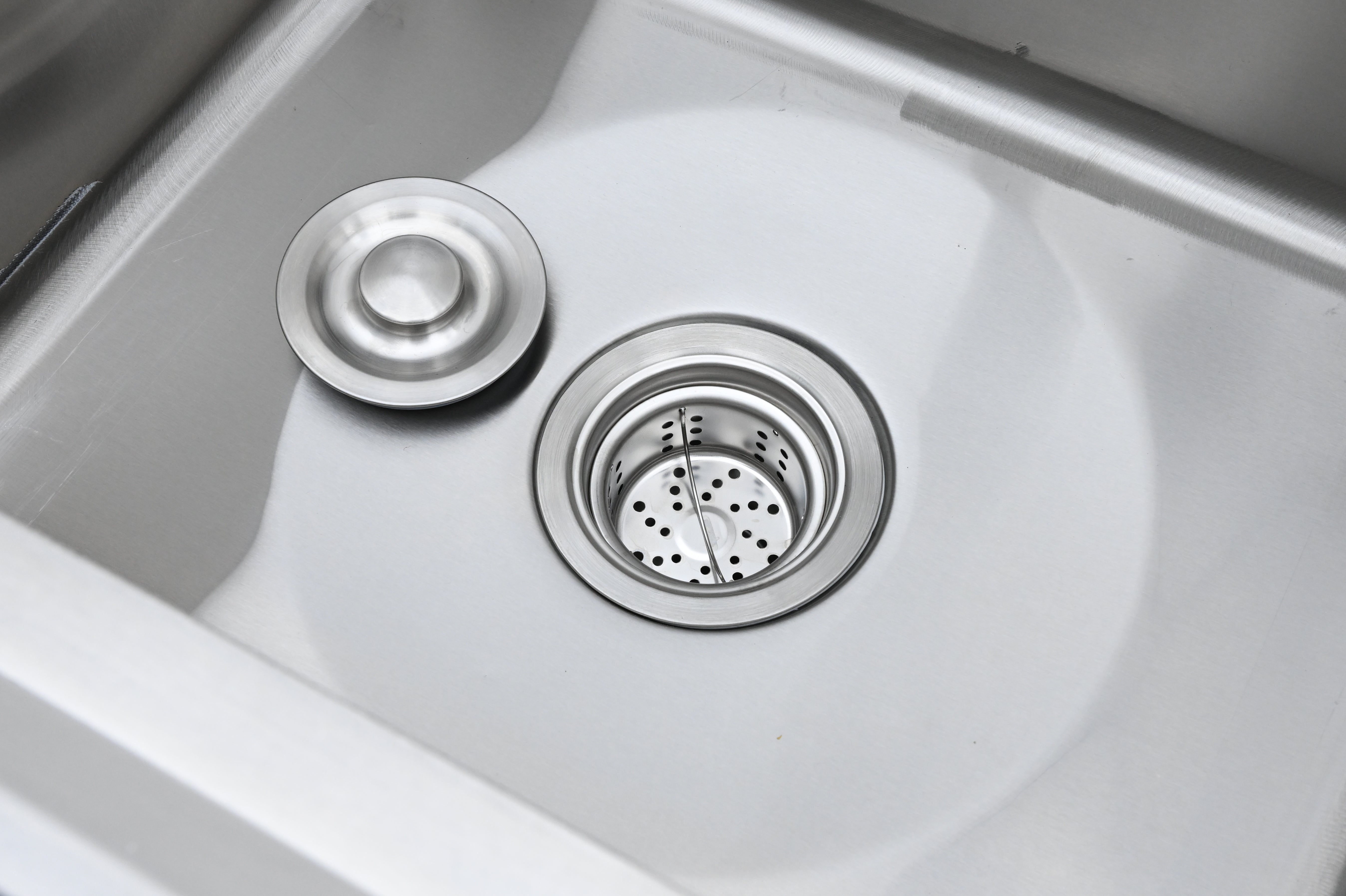 Rainlex 39" Freestanding Commercial Stainless Steel Kitchen Sink with Pull-Out Faucet