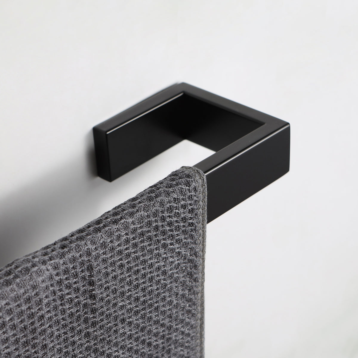 RAINLEX 4-Piece Bathroom Hardware Set (S3100)