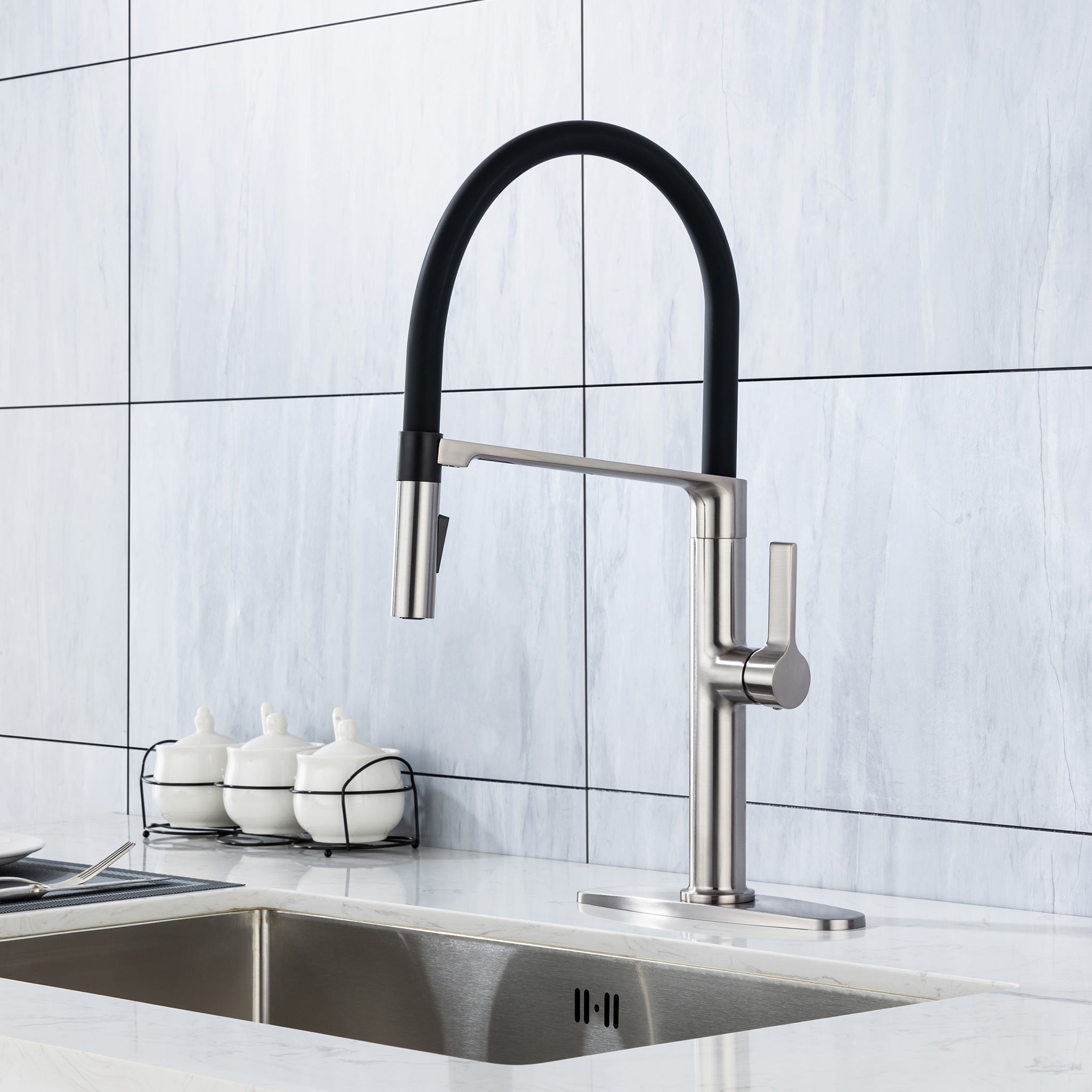 Single-Handle Pull-Down Kitchen Faucet