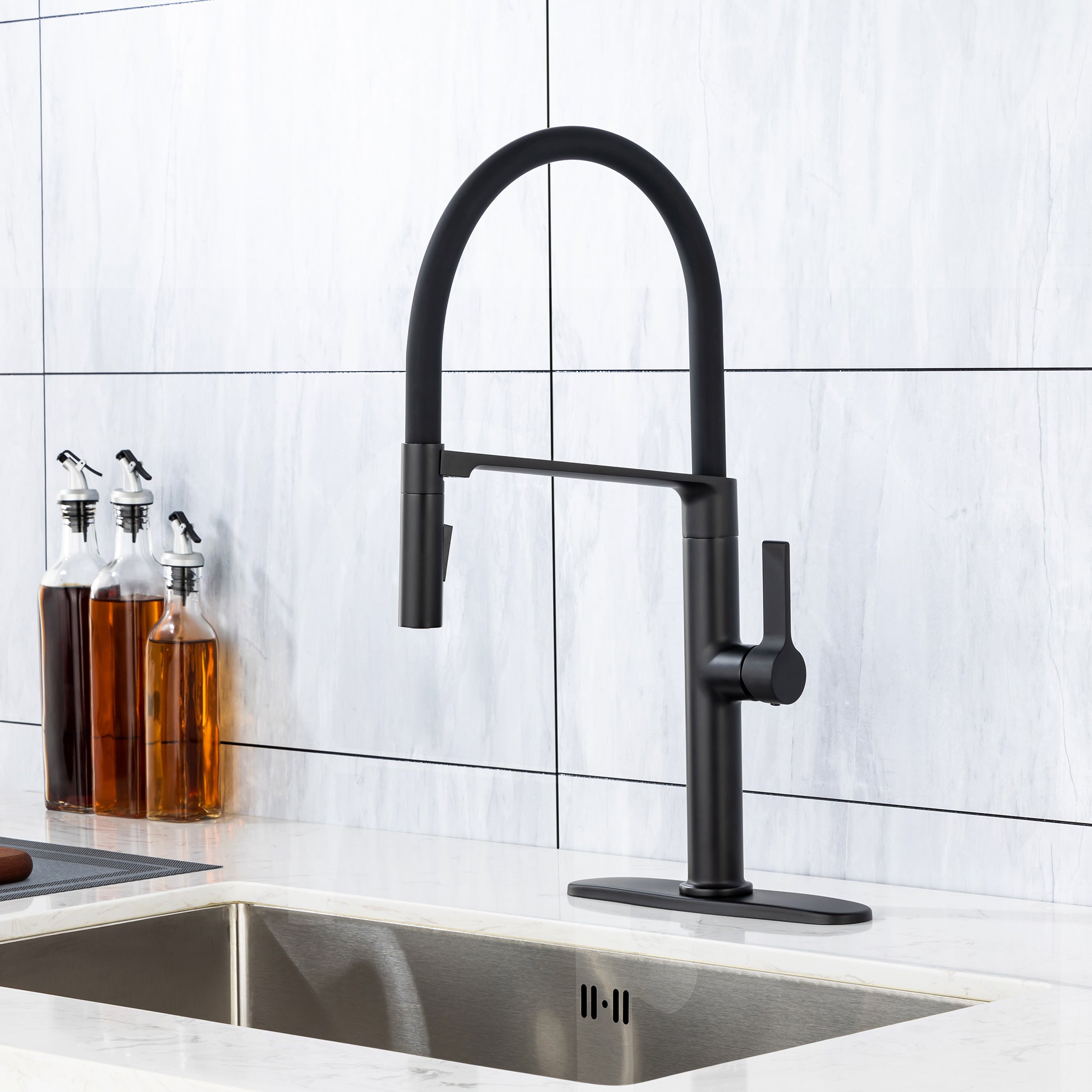 Single-Handle Pull-Down Kitchen Faucet
