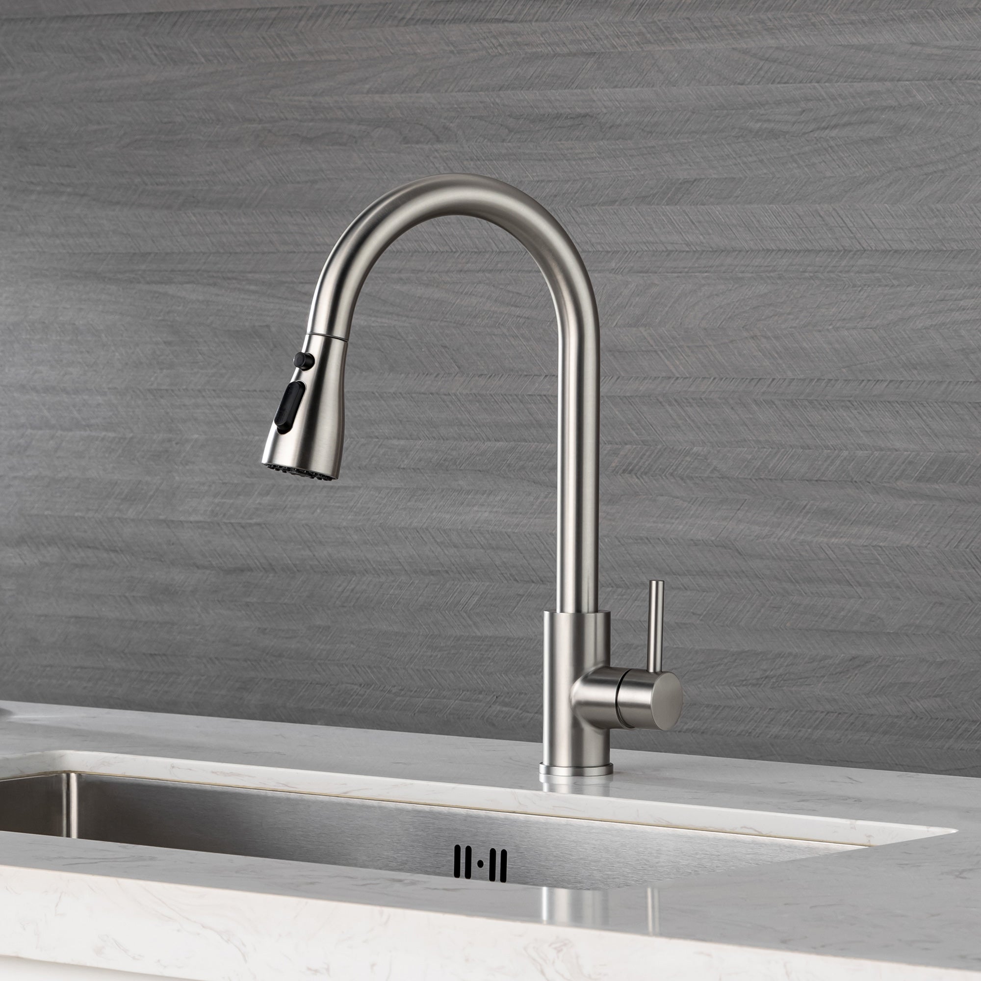 Single-Handle Pull-Down Kitchen Faucet (S6087)