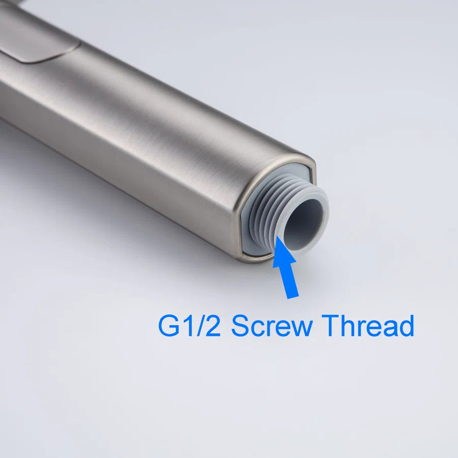 Shower head compatible with G1/2 screw thread