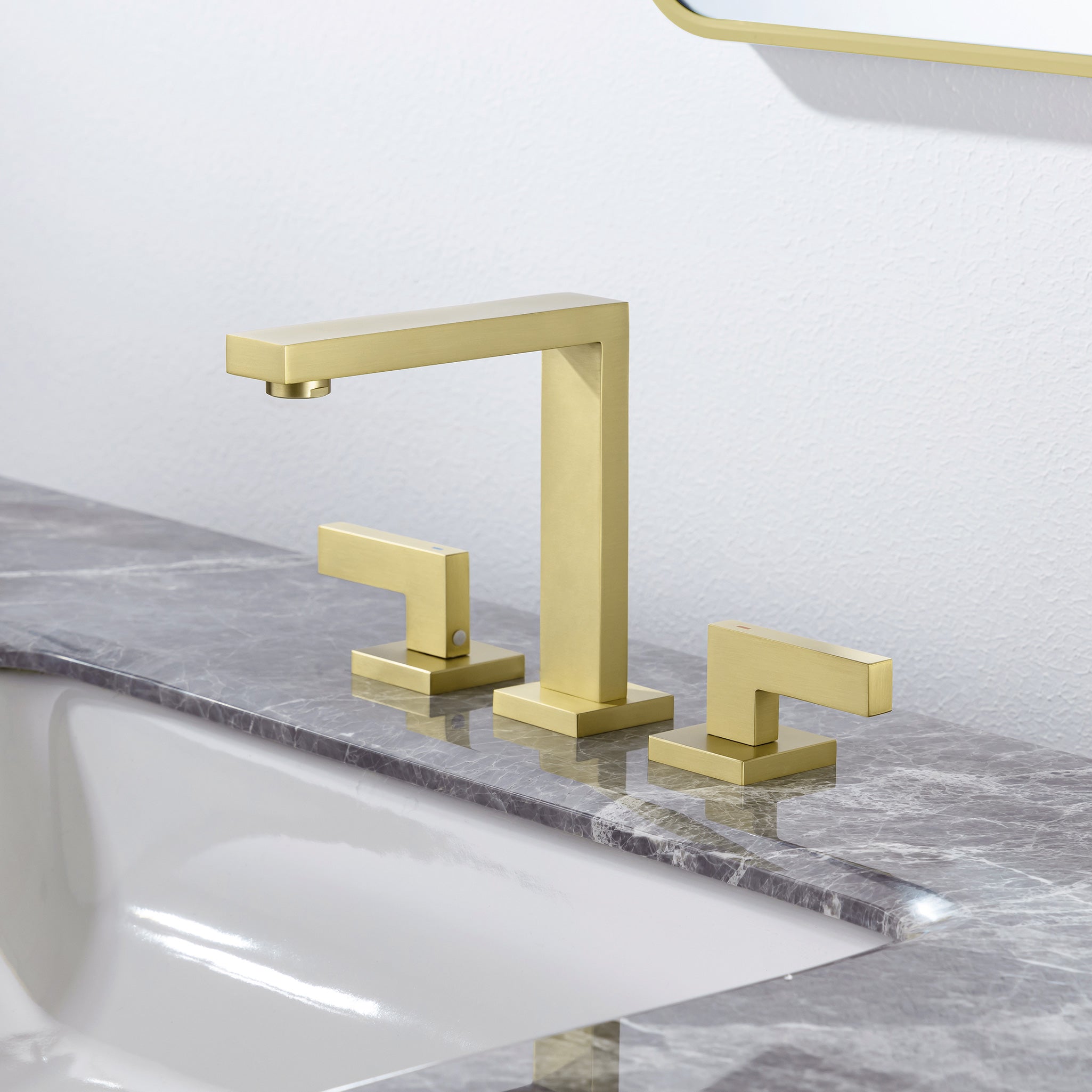 2-Handle Widespread Bathroom Faucet with Drain Assembly (S83006)