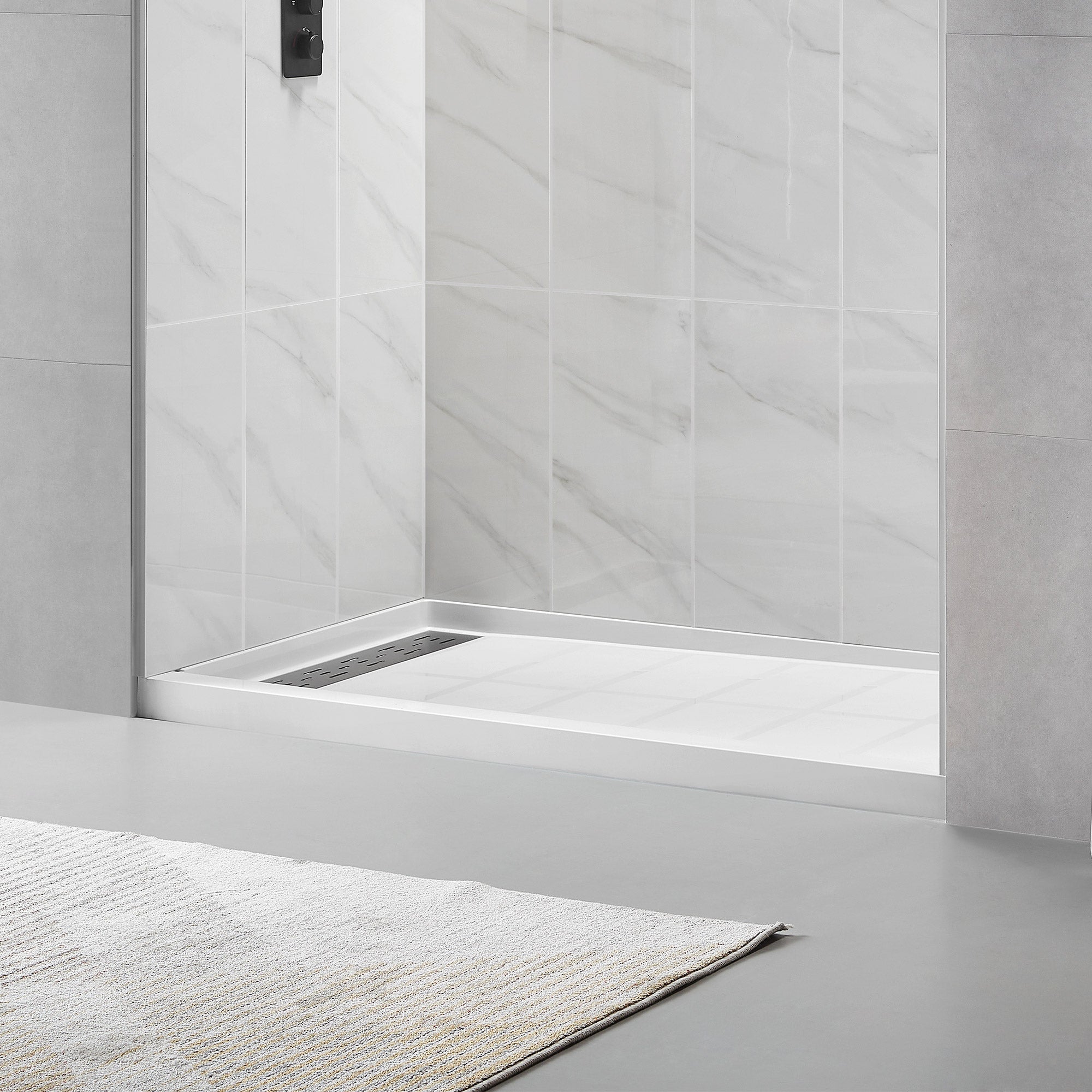 Single-Threshold Shower Pan with Drain, Anti-Slip
