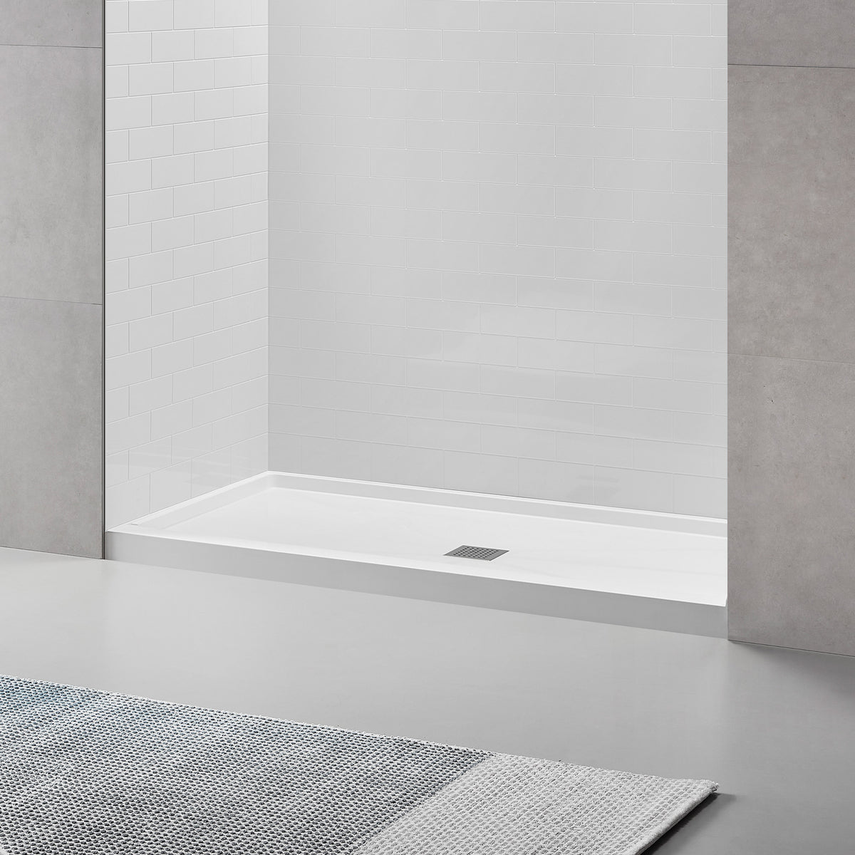 Single-Threshold Shower Pan with Center Drain, Anti-Slip