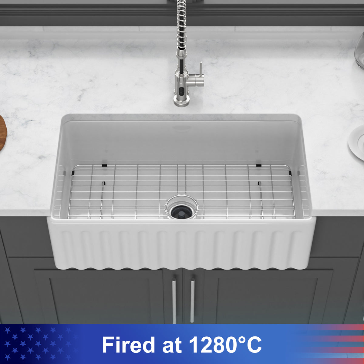 33 in. x 18 in. White Porcelain Ceramic Reversible Farmhouse Kitchen Sink, 10 in. Deep Single Bowl Apron Front Kitchen Sink with 304 Stainless Steel Grid