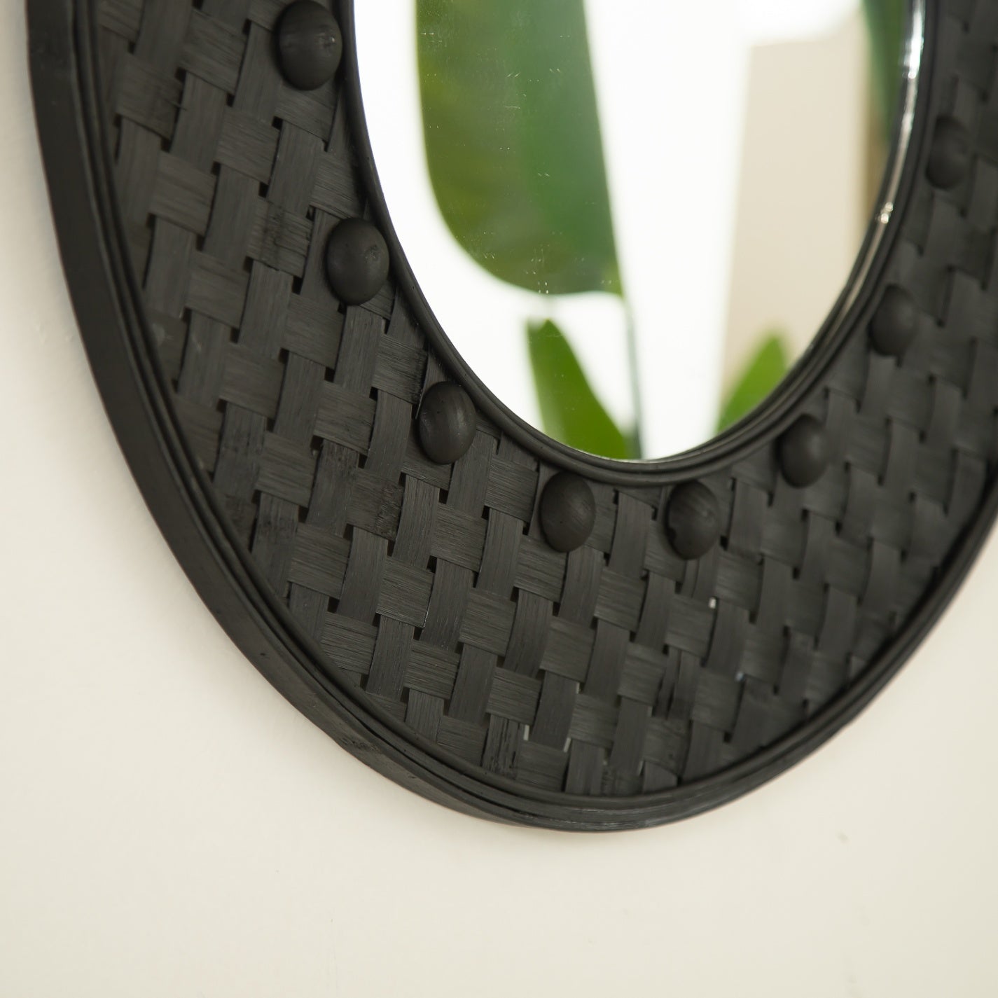 24 in. Black Bamboo Round Wall Mirror, Hand-Woven 3D Bamboo Frame Decorative Mirror for Bathroom, Bedroom, Living Room & Entryway