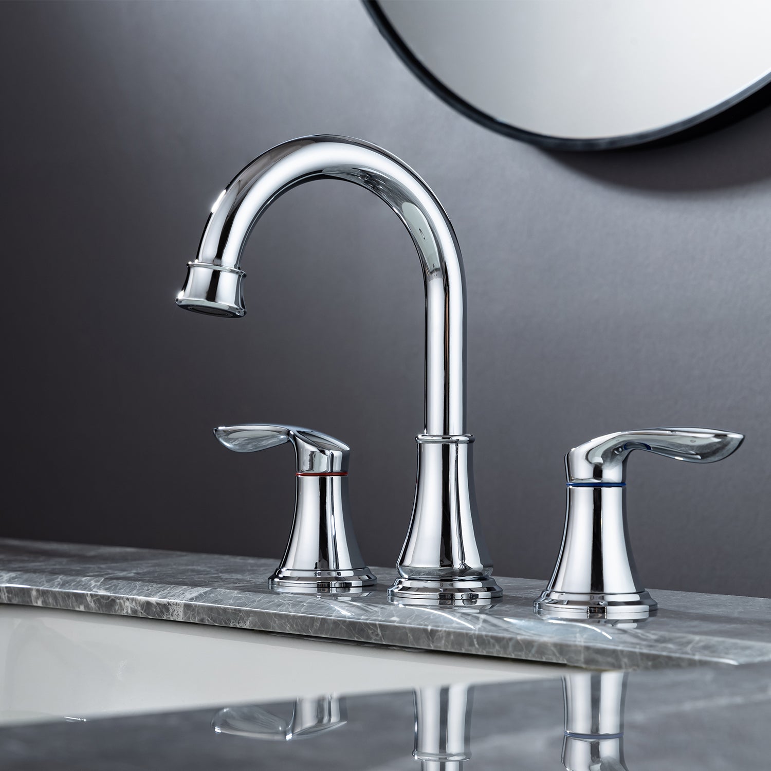 2-Handle Widespread Bathroom Faucet with Drain Assembly